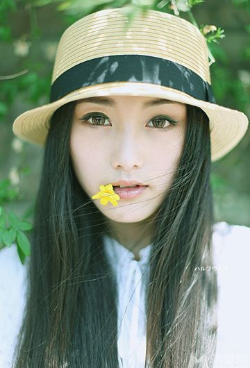 有些人不经意的时间相遇..小清新图片,小清新女生图片,唯美图片,美图,QQ个性签名