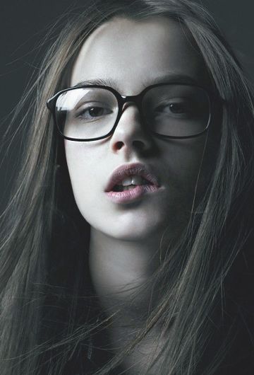 欧美个性美女微信头像