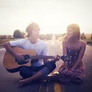 微信头像 爱情是一场美丽的意外